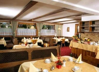 Alpenhof Pension-Garni Nauders Eksteriør billede